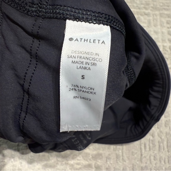 Athleta Ultimate 3" Athletic Shorts Running Shorts BLACK Women’s Small #566739 - Picture 6 of 9